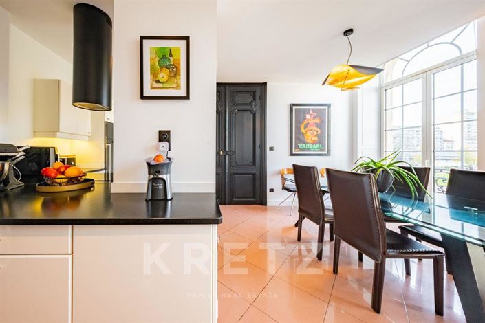 Image No.9-5 Bed Apartment for sale