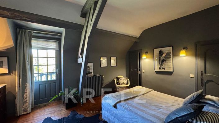 Image No.10-7 Bed House for sale