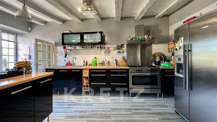 Image No.9-7 Bed House for sale