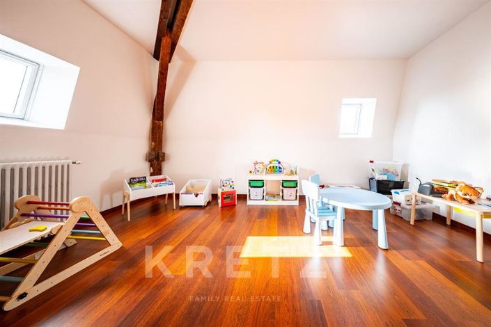 Image No.11-7 Bed House for sale