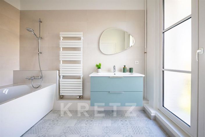 Image No.15-7 Bed House for sale