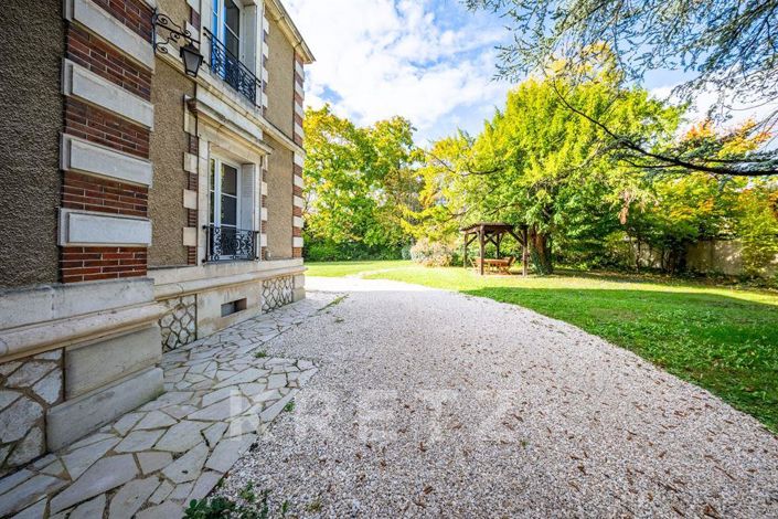 Image No.18-7 Bed House for sale