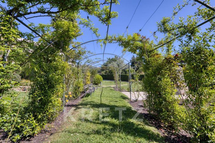 Image No.20-2 Bed Apartment for sale