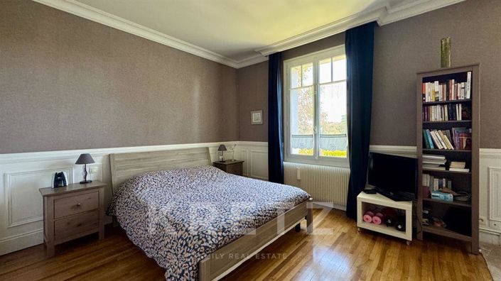 Image No.8-Maison de 6 chambres à vendre à Bléré