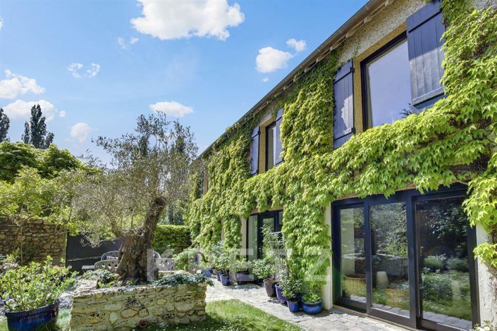 Image No.2-Maison de 4 chambres à vendre à Thiverval-Grignon