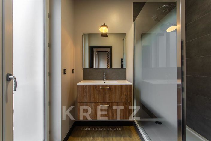 Image No.24-2 Bed Apartment for sale