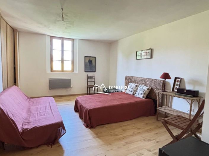 Image No.11-4 Bed House for sale