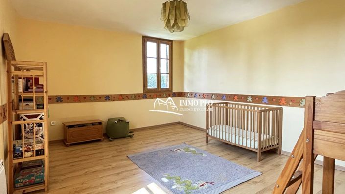 Image No.14-4 Bed House for sale