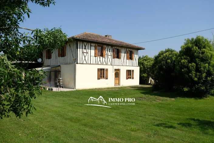 Image No.2-4 Bed House for sale