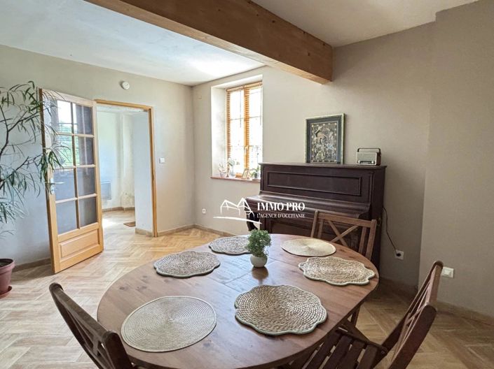 Image No.8-4 Bed House for sale