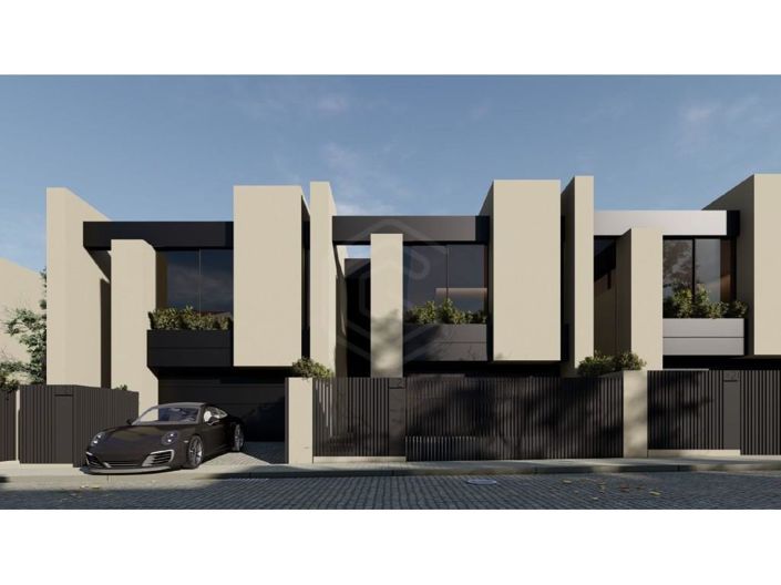 Image No.13-3 Bed House for sale