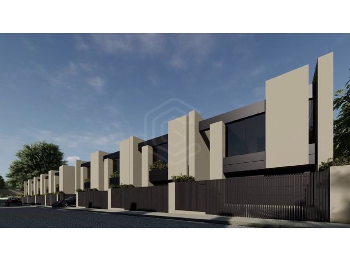 Image No.14-3 Bed House for sale