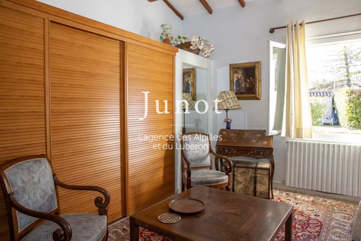 Image No.8-3 Bed House for sale