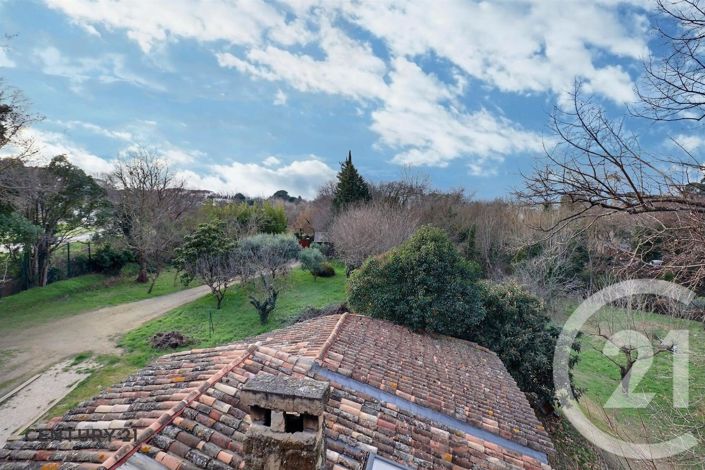 Image No.13-4 Bed House for sale