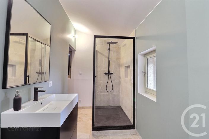 Image No.14-4 Bed House for sale