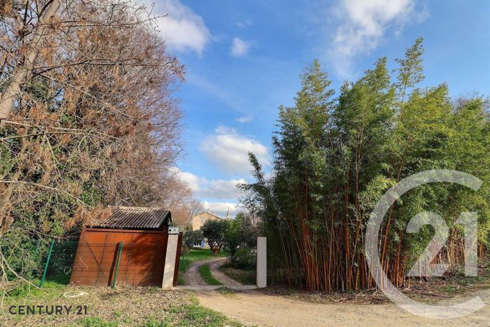 Image No.15-4 Bed House for sale