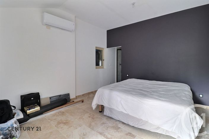 Image No.16-4 Bed House for sale