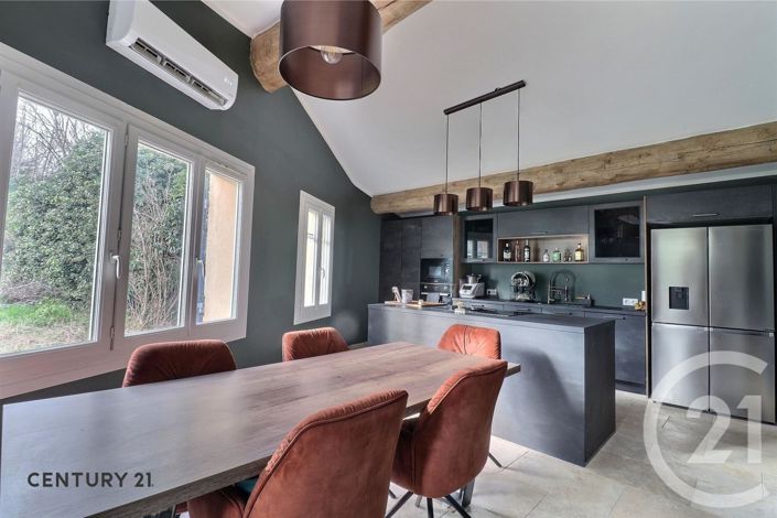 Image No.2-4 Bed House for sale