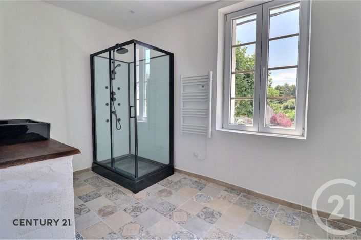 Image No.11-3 Bed House for sale