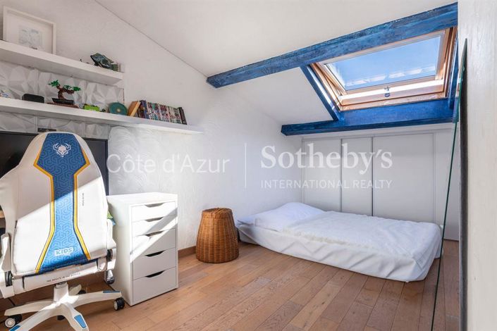 Image No.14-4 Bed House for sale