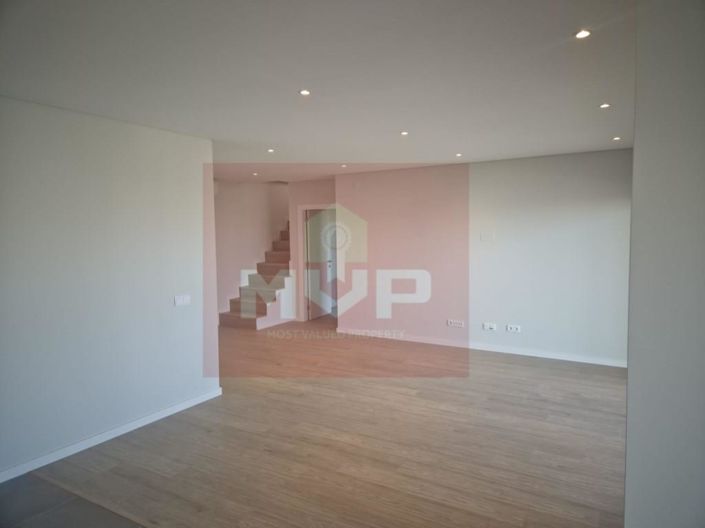 Image No.4-Appartement de 2 chambres à vendre à Montenegro