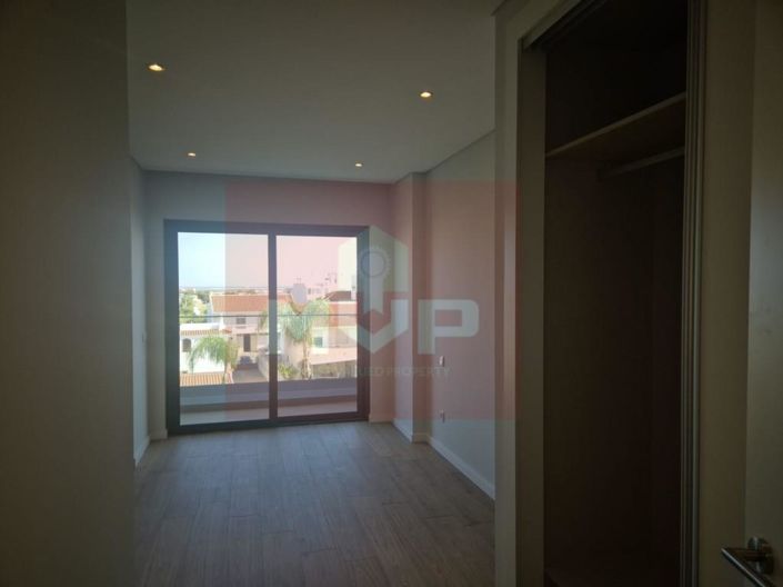 Image No.8-Appartement de 2 chambres à vendre à Montenegro