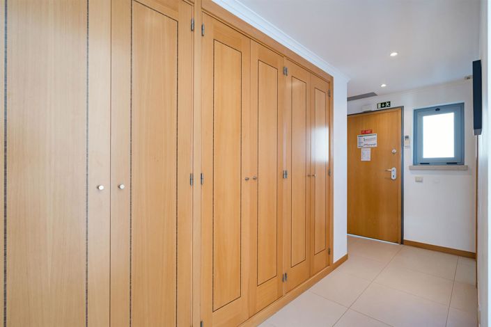 Image No.10-1 Bed Apartment for sale