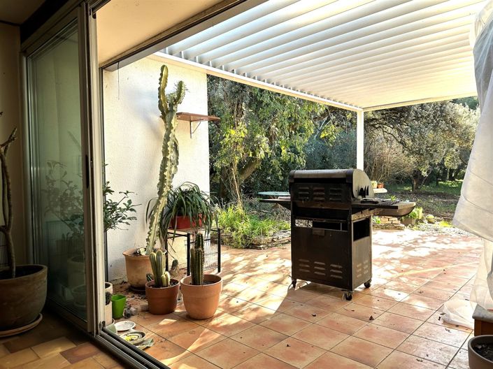 Image No.8-4 Bed House for sale