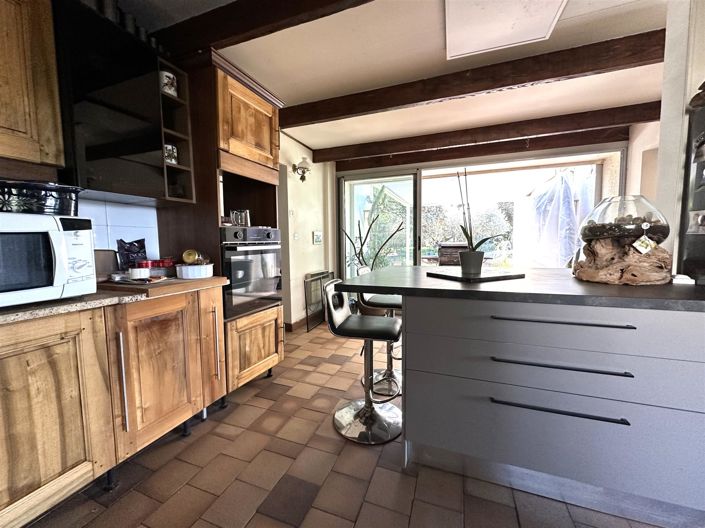 Image No.9-4 Bed House for sale