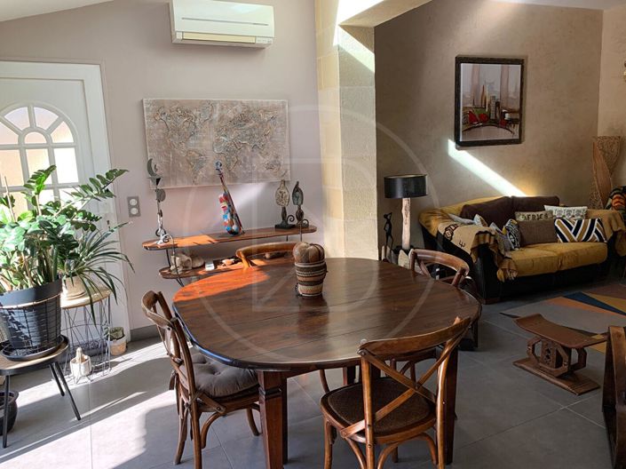 Image No.3-5 Bed House for sale