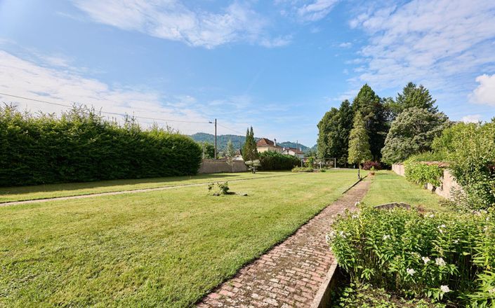 Image No.6-5 Bed House for sale