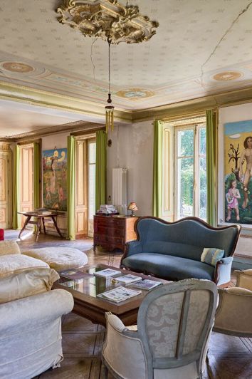 Image No.14-6 Bed Property for sale