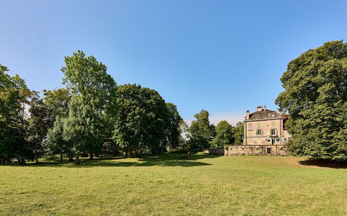 Image No.7-6 Bed Property for sale