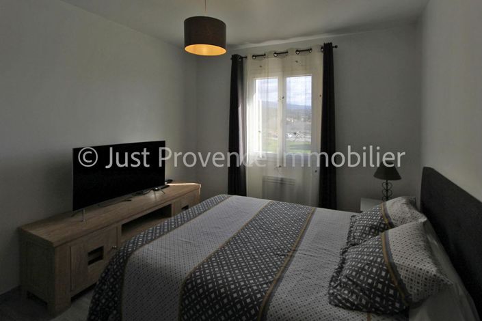 Image No.13-4 Bed House for sale