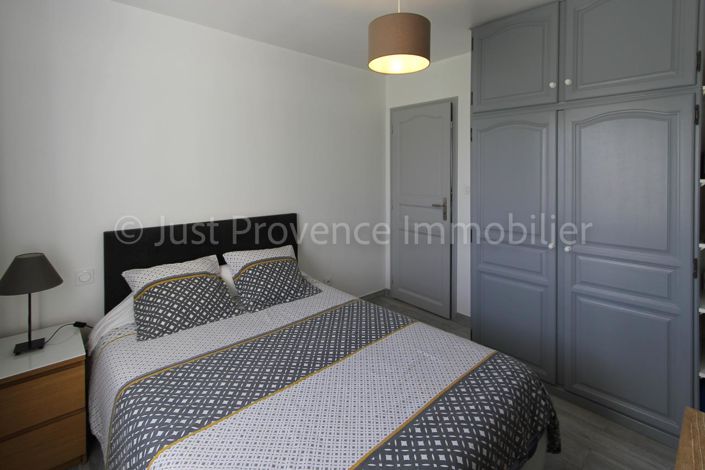 Image No.14-4 Bed House for sale