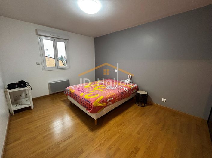 Image No.10-4 Bed House for sale