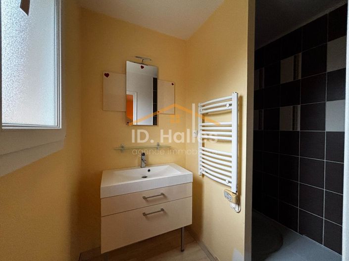 Image No.11-4 Bed House for sale