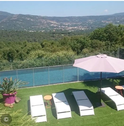 Image No.8-6 Bed House for sale