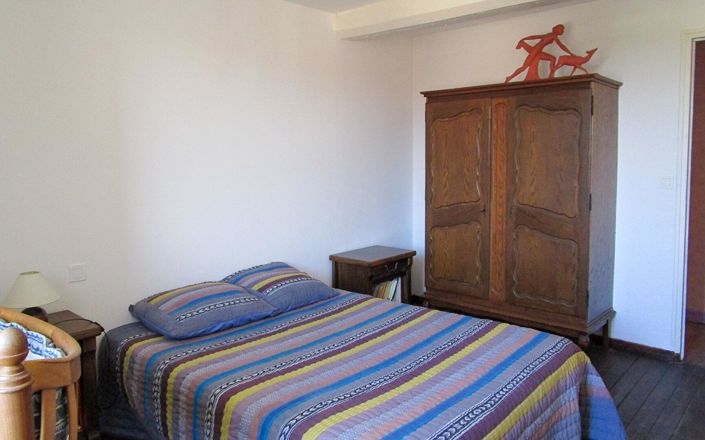 Image No.14-6 Bed House for sale