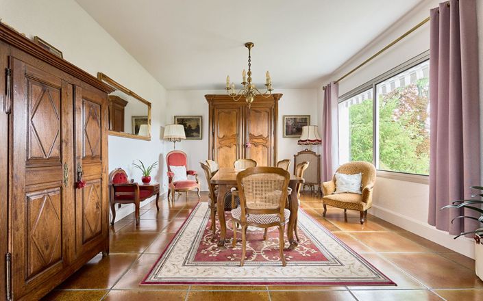 Image No.7-4 Bed House for sale