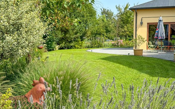 Image No.18-6 Bed House for sale