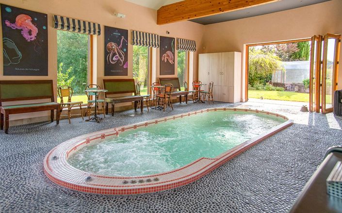 Image No.4-6 Bed House for sale