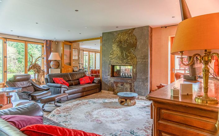 Image No.6-6 Bed House for sale