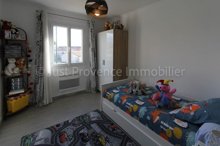 Image No.11-4 Bed House for sale