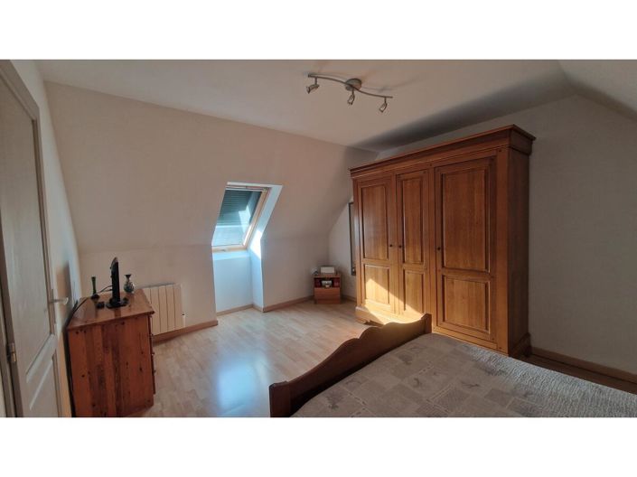 Image No.6-3 Bed House for sale