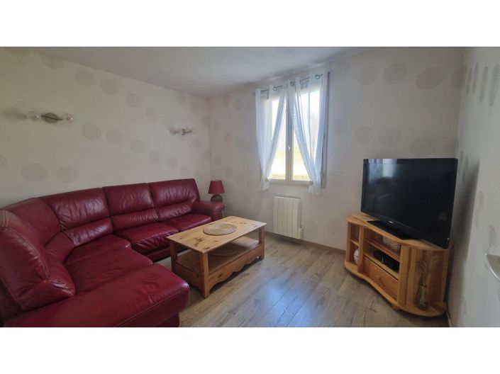 Image No.8-3 Bed House for sale