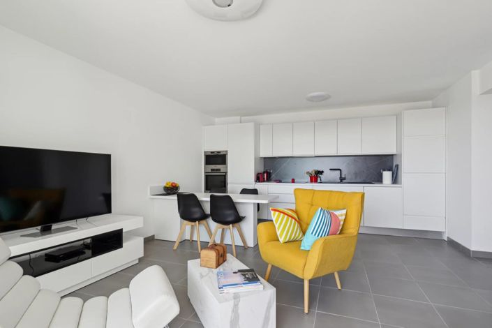 Image No.6-3 Bed Apartment for sale