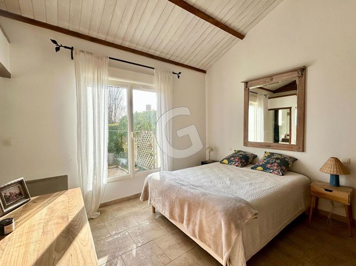 Image No.6-3 Bed House for sale