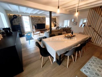 1 - Les Angles, Maison