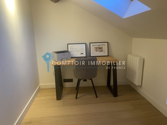 Image No.9-4 Bed House for sale